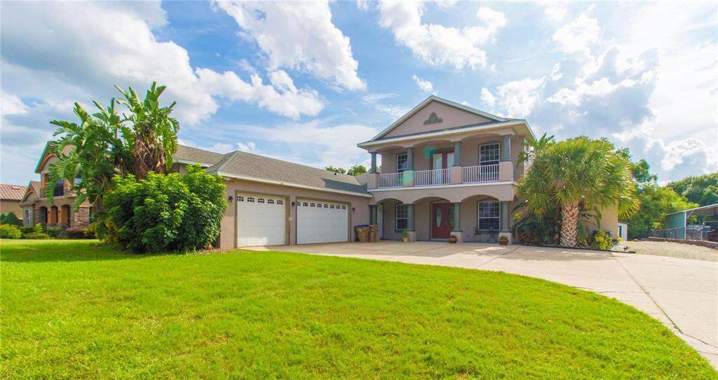 1380 Lake Shore Boulevard - Photo 1