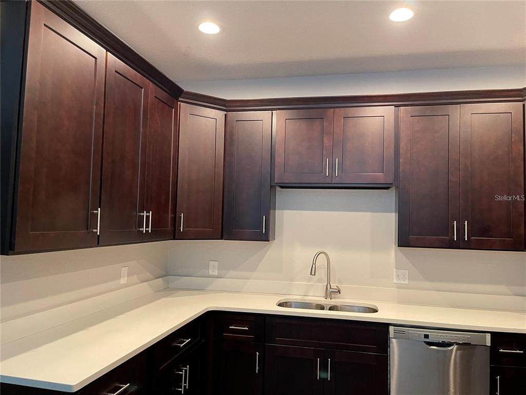 221 Elm Court - Photo 1
