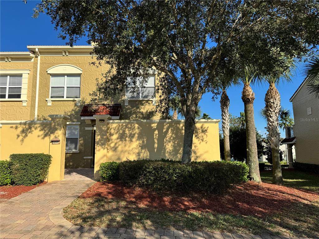 2550 Bella Vista Drive - Photo 1