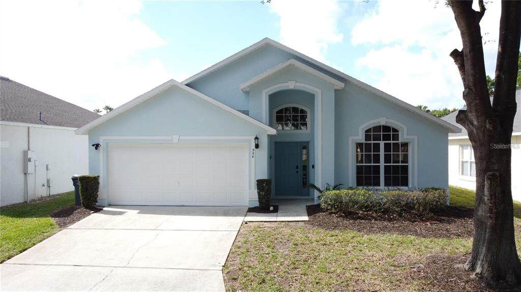 334 Grosvenor Loop - Photo 1