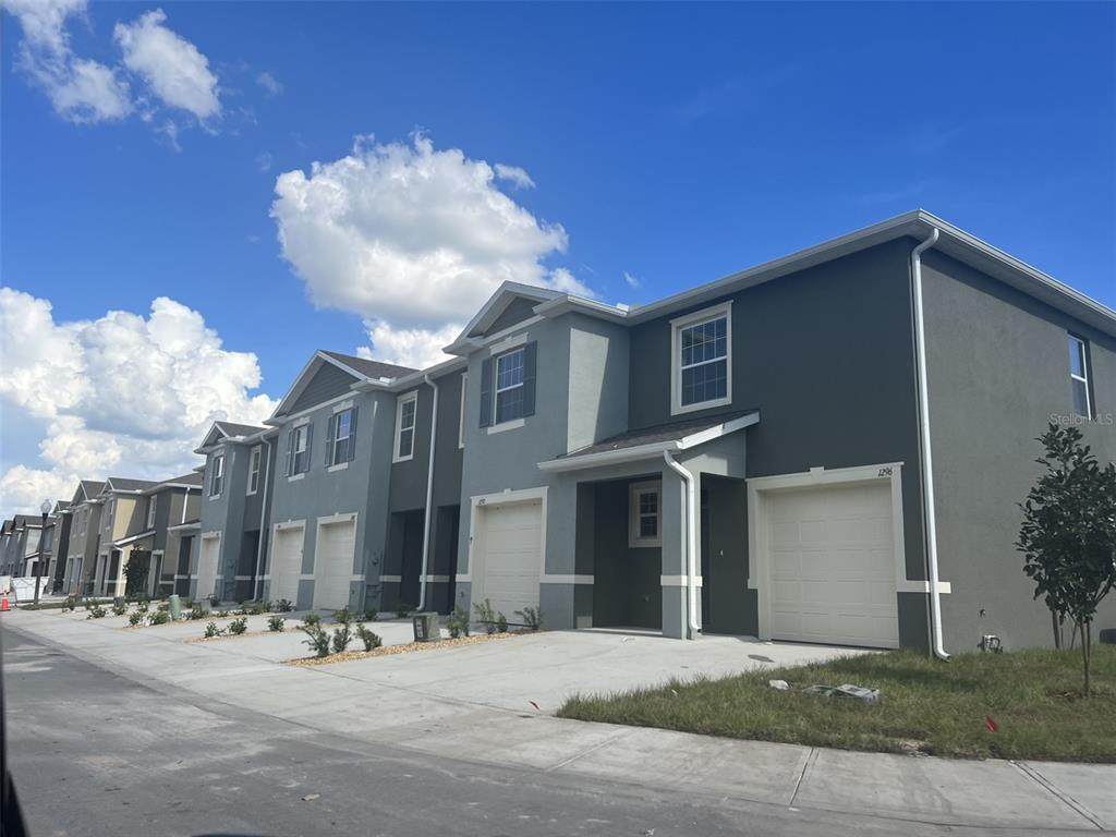 1296 Yellow Finch Drive - Photo 1