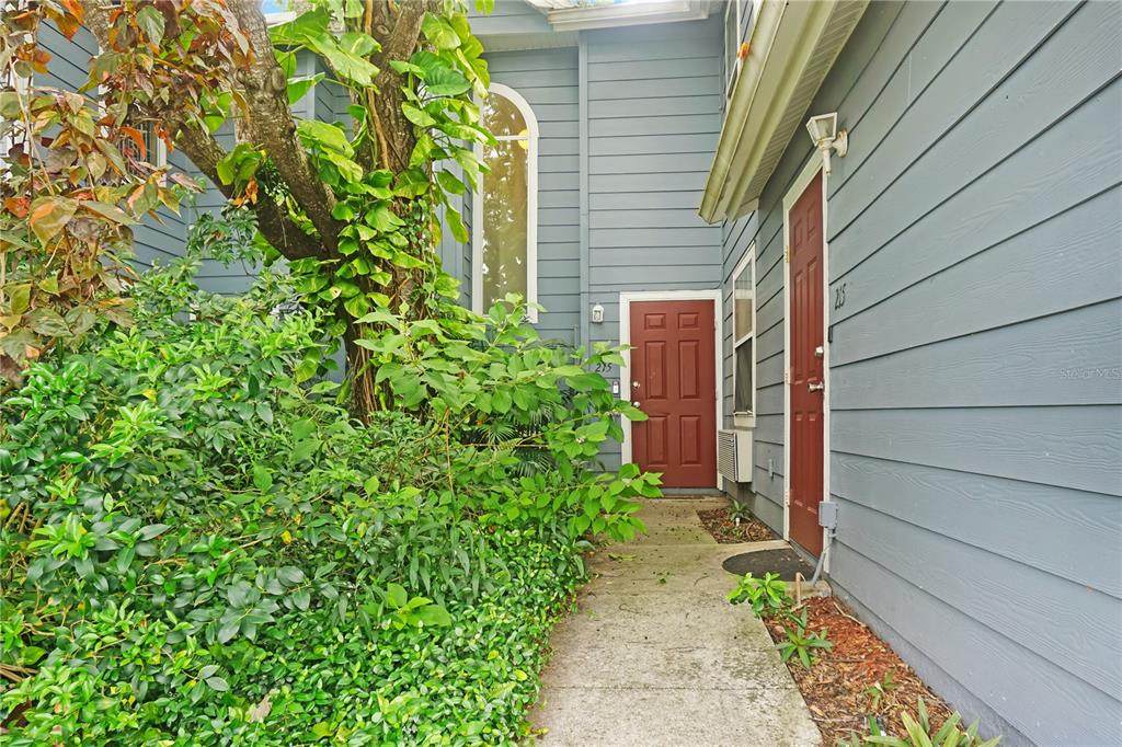 215 Mango Drive - Photo 1