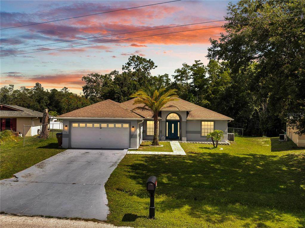 640 Floridian Drive - Photo 1