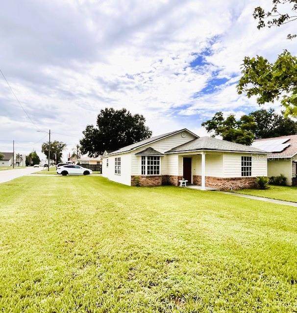 812 10TH Street - Photo 1