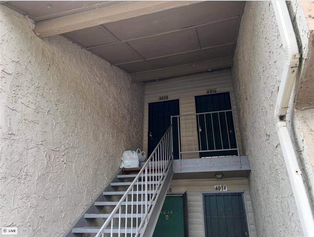 4020 Billingsgate Road - Photo 1