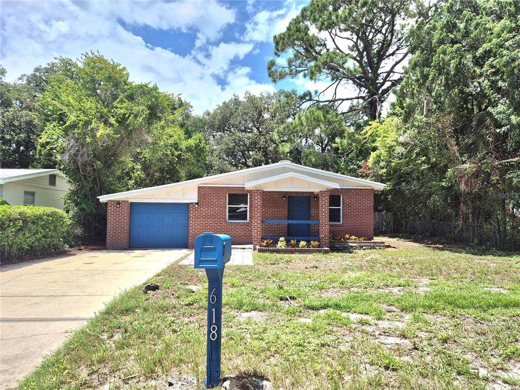 618 Aurora Street - Photo 1