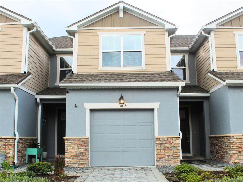 1005 Spring Palms Loop - Photo 1