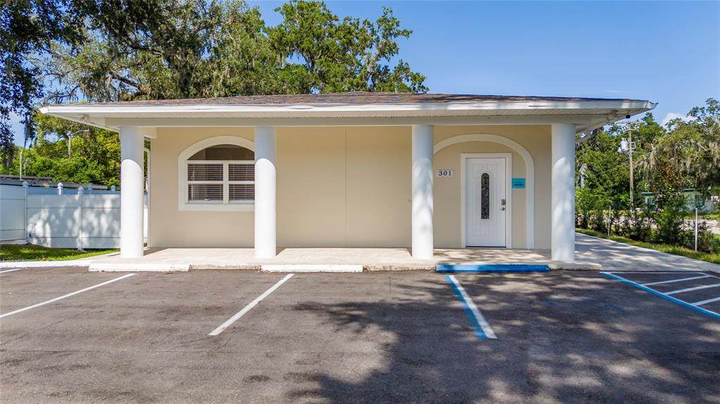 301 N. John Young Parkway - Photo 1