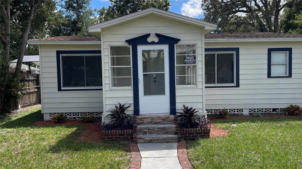 807 Orchid Avenue - Photo 1