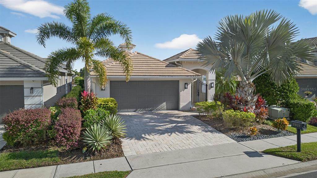 2021 Sherbrook Avenue - Photo 1