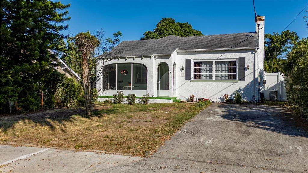 226 4TH Street - Photo 1