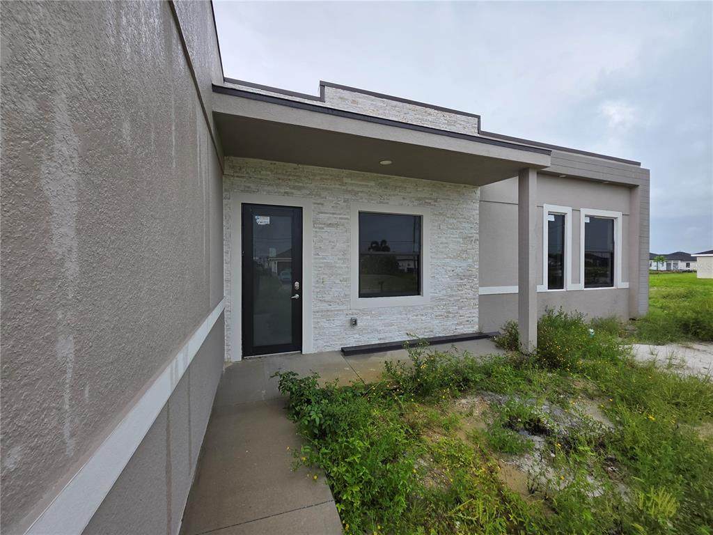 1035 Kismet Parkway - Photo 1