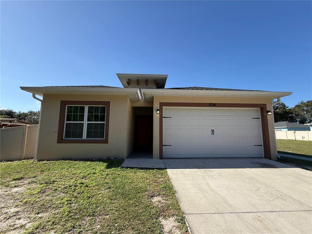2314 Apache Avenue - Photo 1