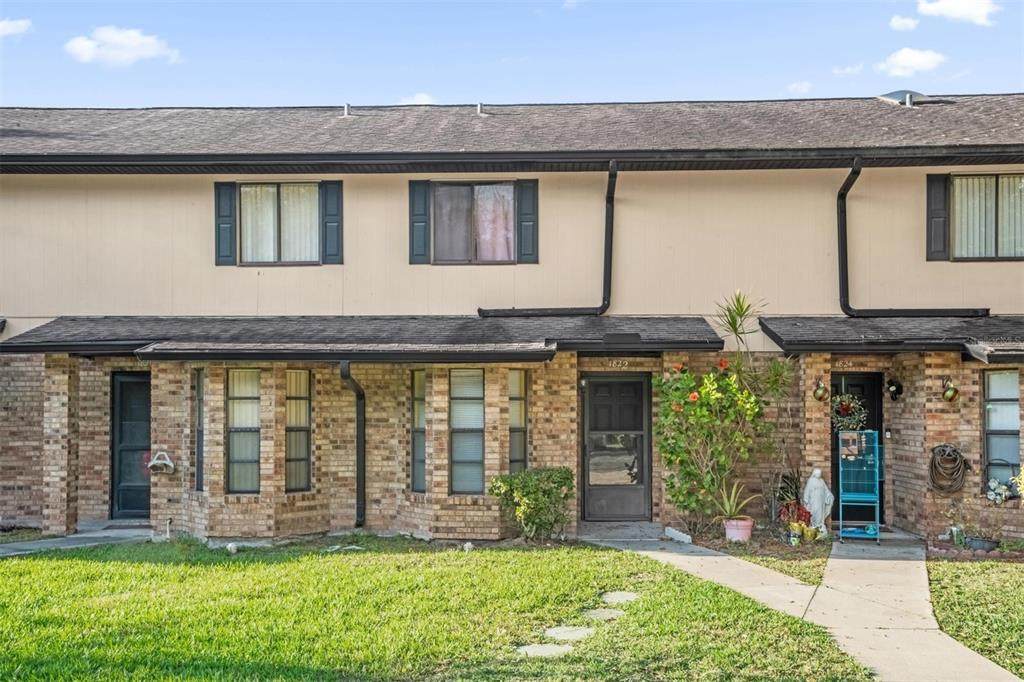 1822 Foxhall Circle - Photo 1