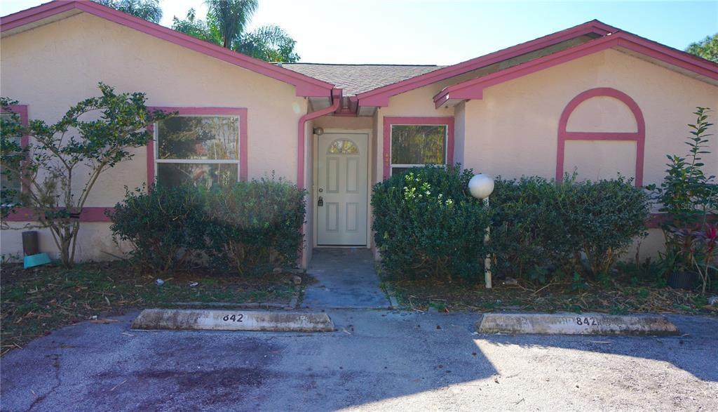 842 Angela Lane - Photo 1