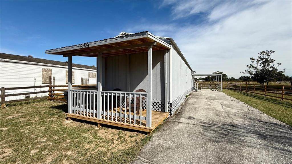 639 Ellison Parkway - Photo 1