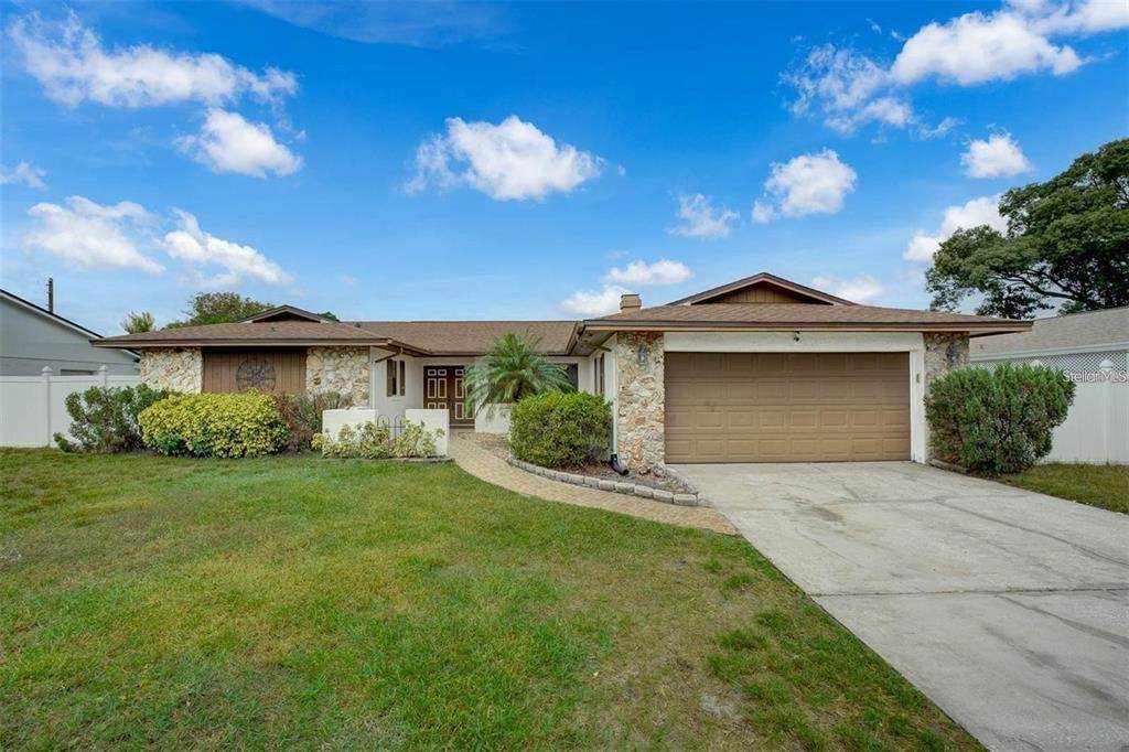 8323 Banyan Boulevard - Photo 1