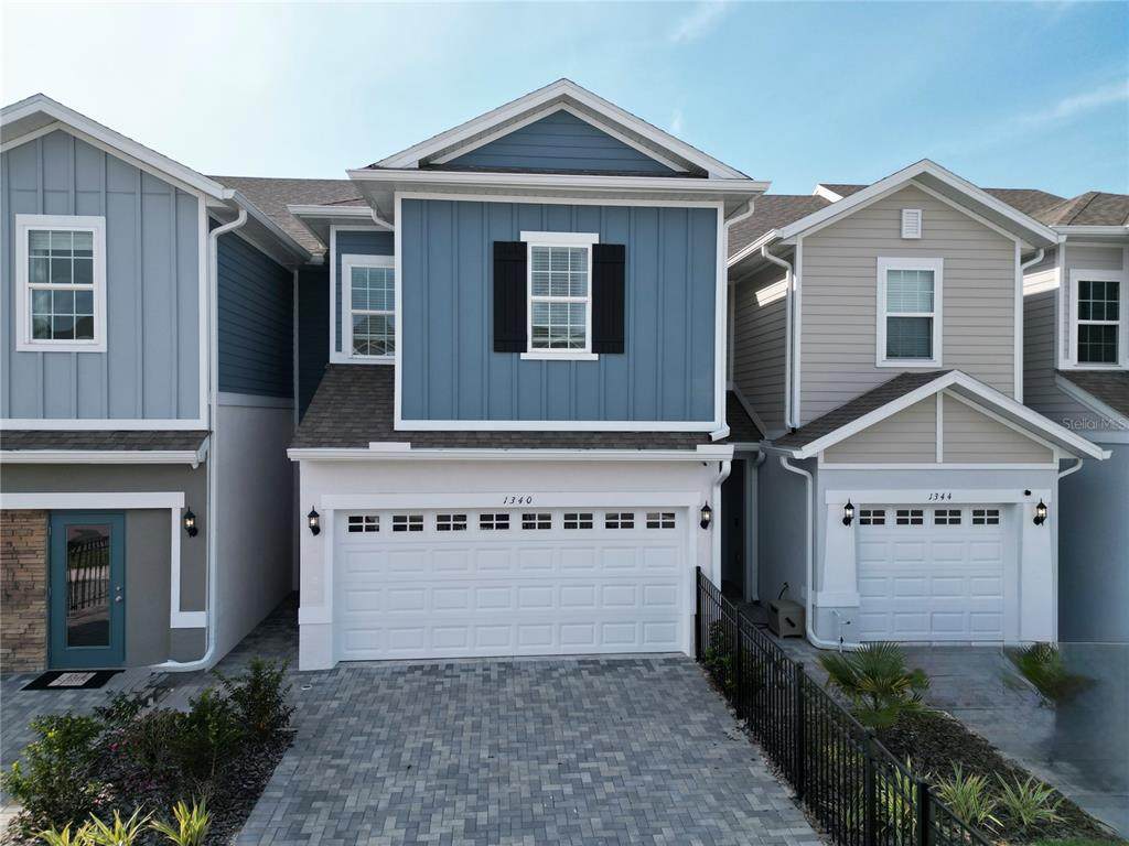 1340 Stockwell Avenue - Photo 1