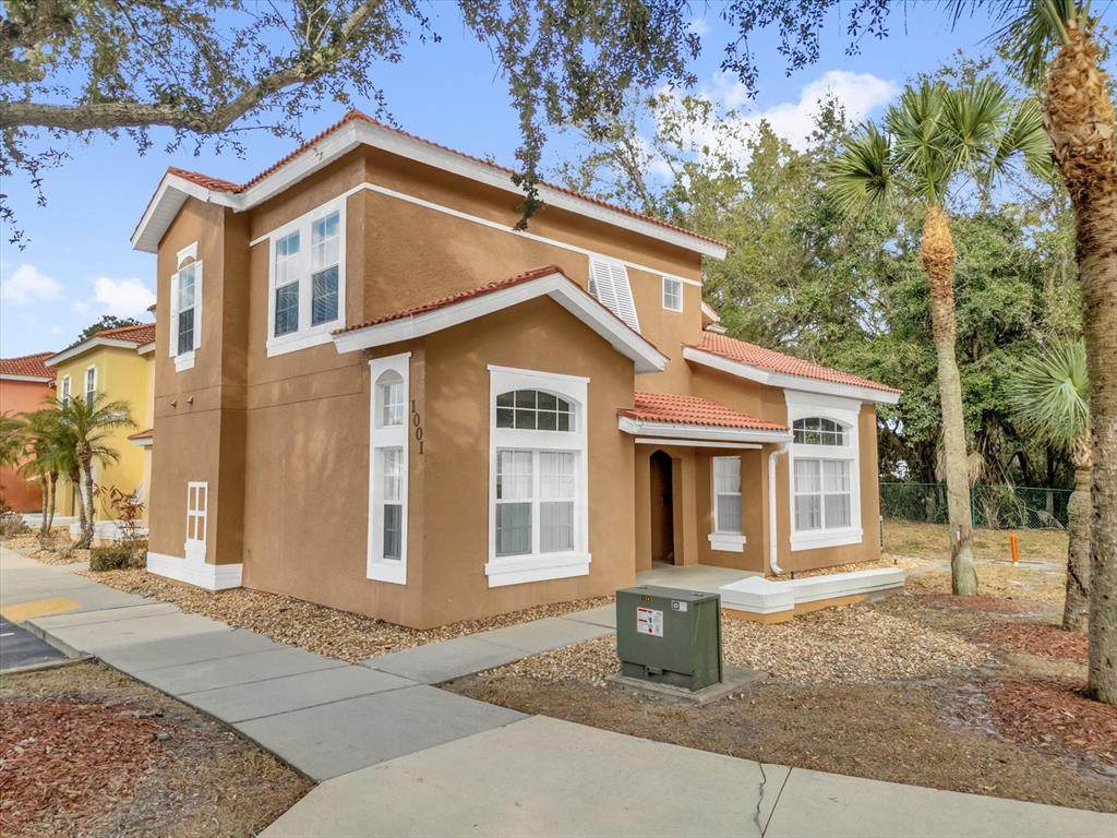 1001 Park Ridge Circle - Photo 1