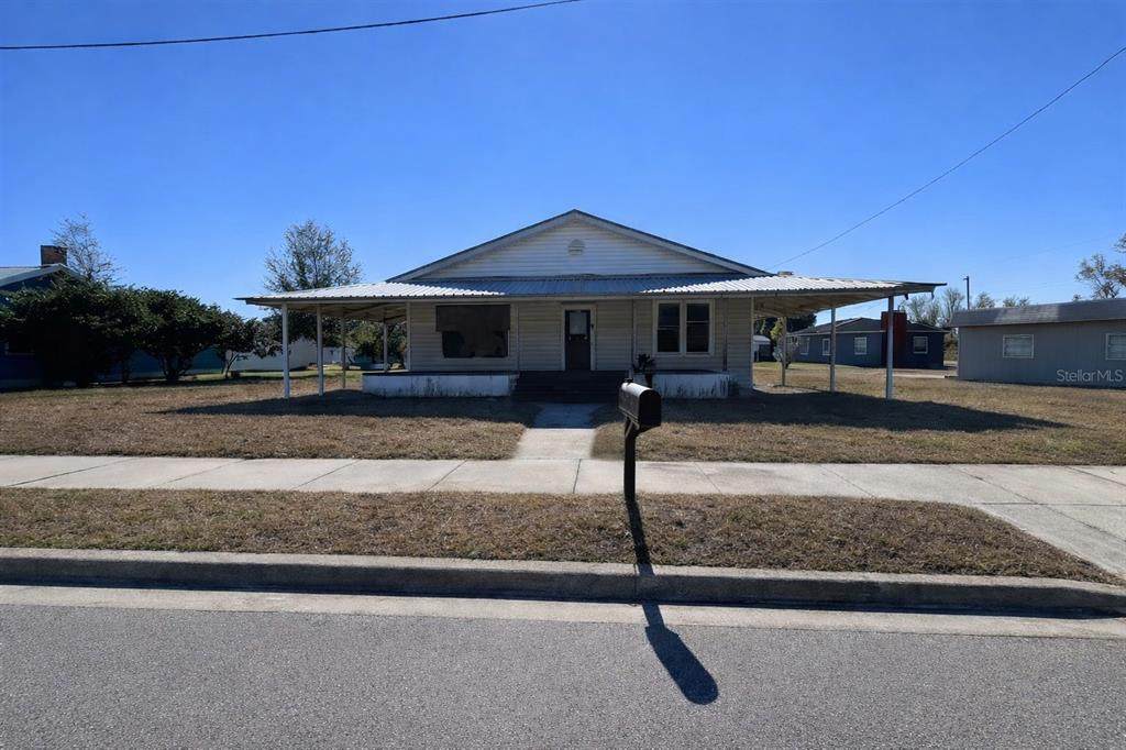611 Broadway Street - Photo 1