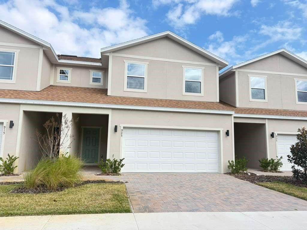 925 Lakefront Village Drive - Photo 1