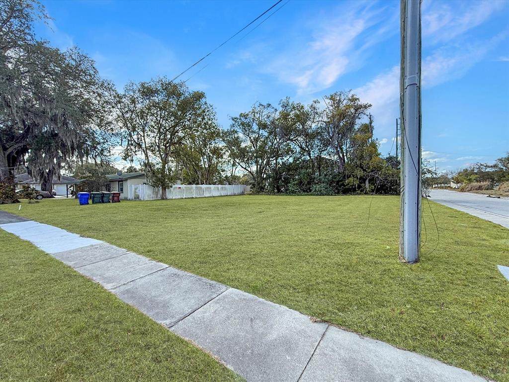  Dillingham Avenue - Photo 1