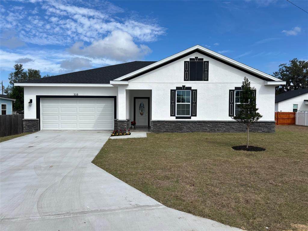 310 Gibson Avenue - Photo 1