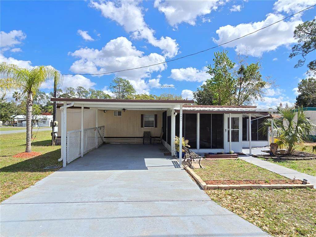 1621 Haddock Street - Photo 1