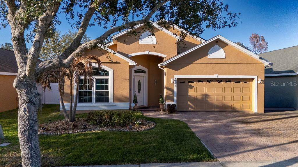 8915 Victoria Isle Place - Photo 1