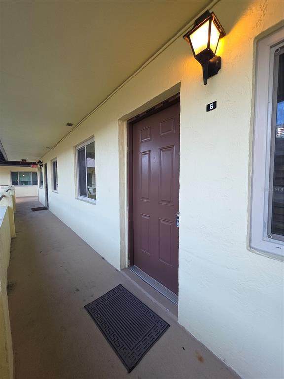 400 Oakridge Boulevard - Photo 1