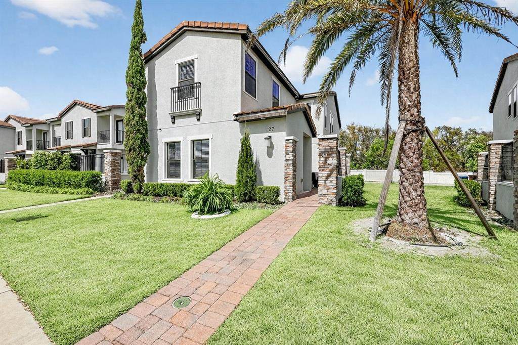 127 Kenny Boulevard - Photo 1