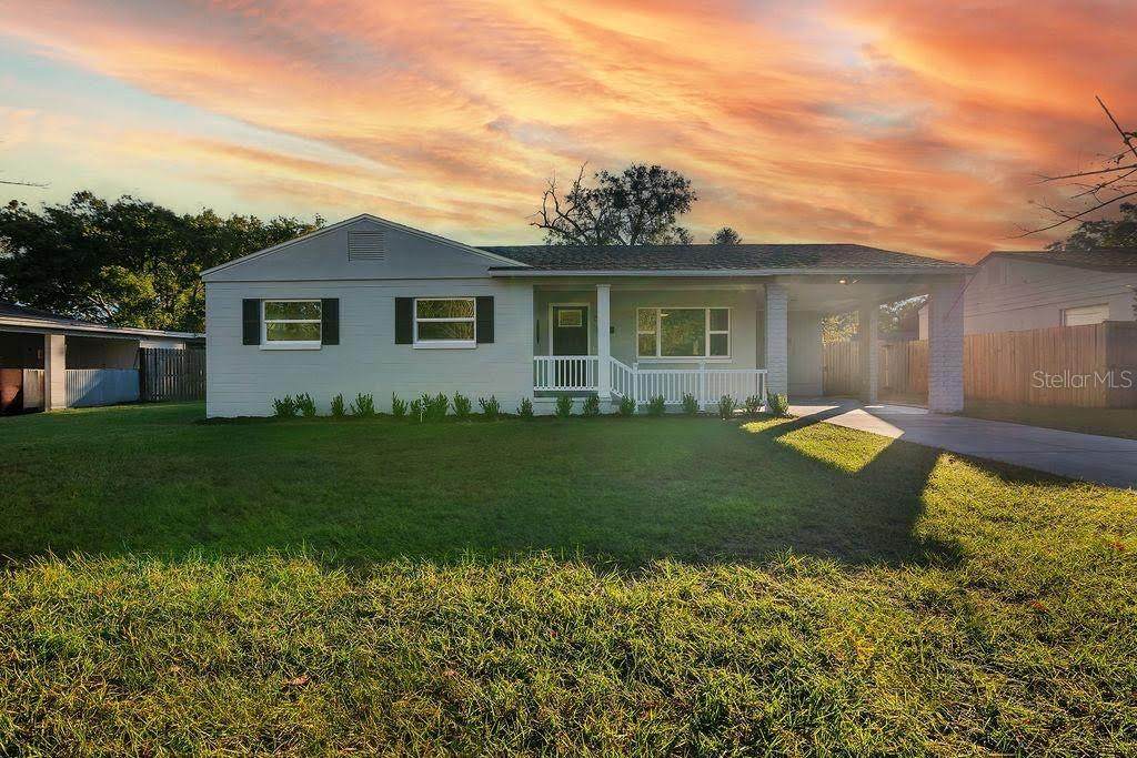 527 Sunrise Drive - Photo 1