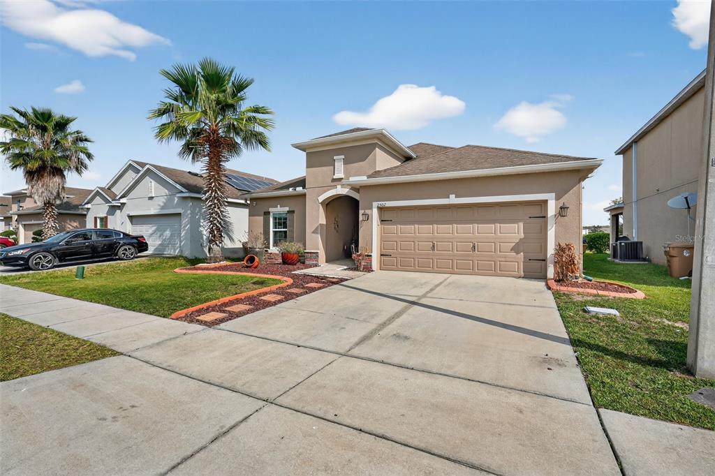 2502 Isabela Terrace - Photo 1