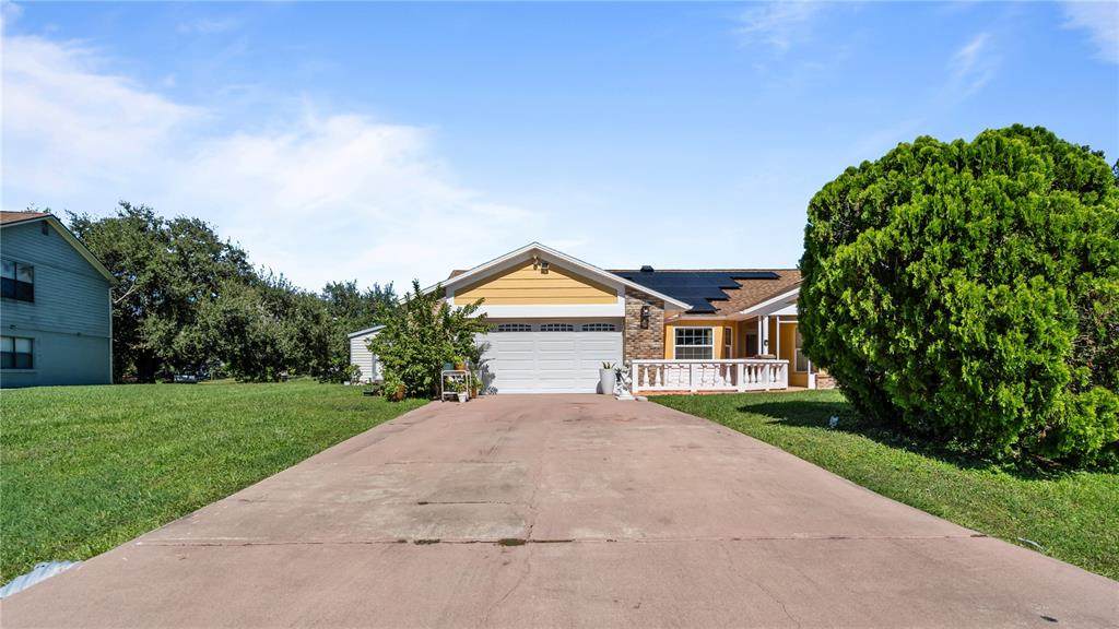 3320 Pineridge Circle - Photo 1