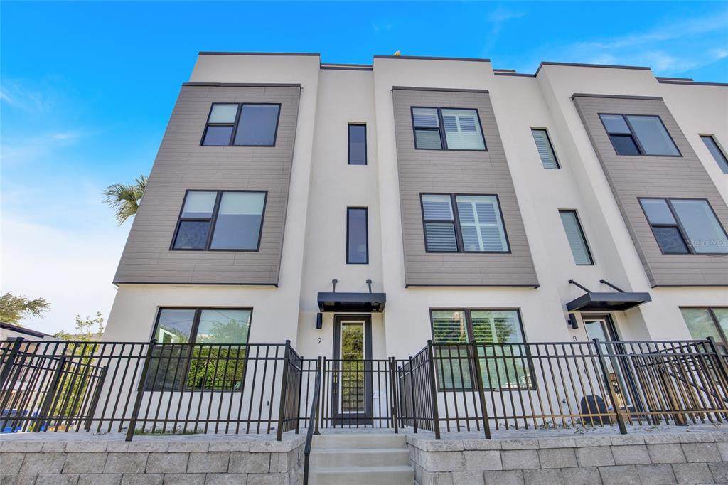 2506 Cleveland Street - Photo 1