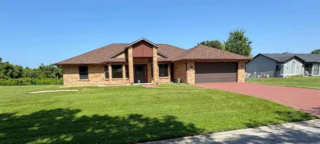 2220 Emperor Drive - Photo 1