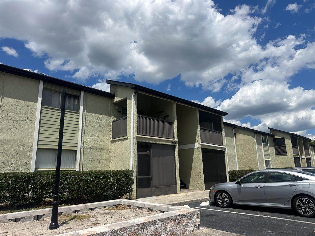 924 Lake Destiny Road - Photo 1