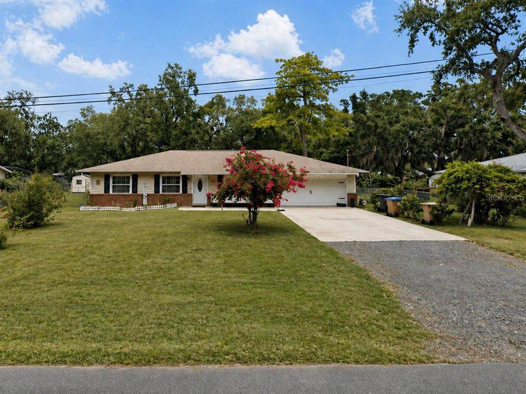 4805 Sparrow Drive - Photo 1