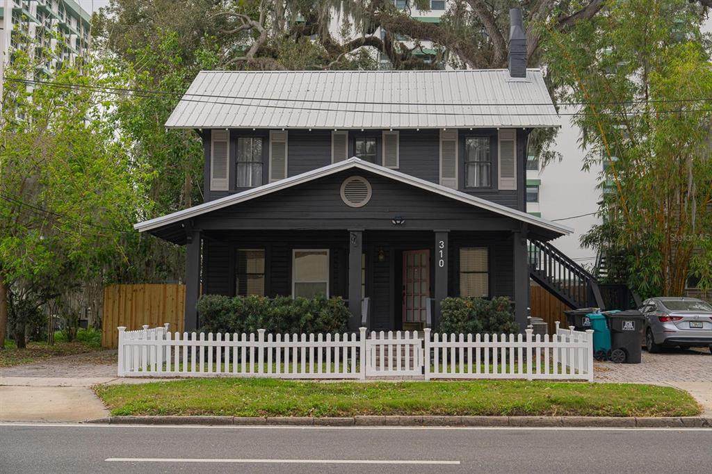 310 Anderson Street - Photo 1