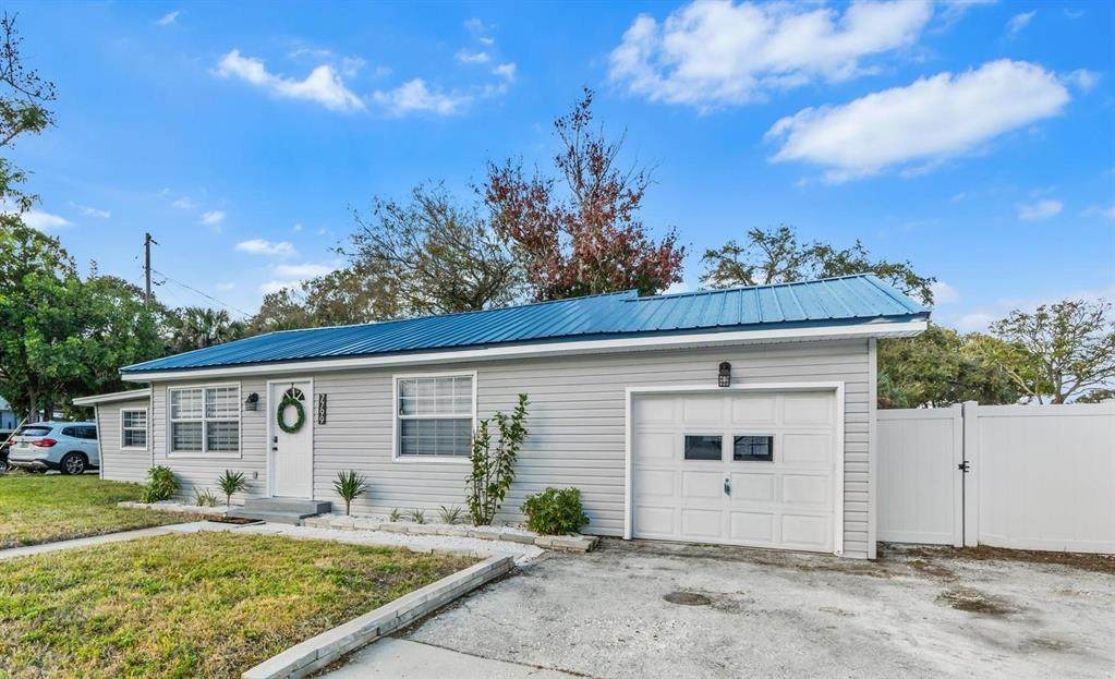 7799 46TH AVE N - Photo 1