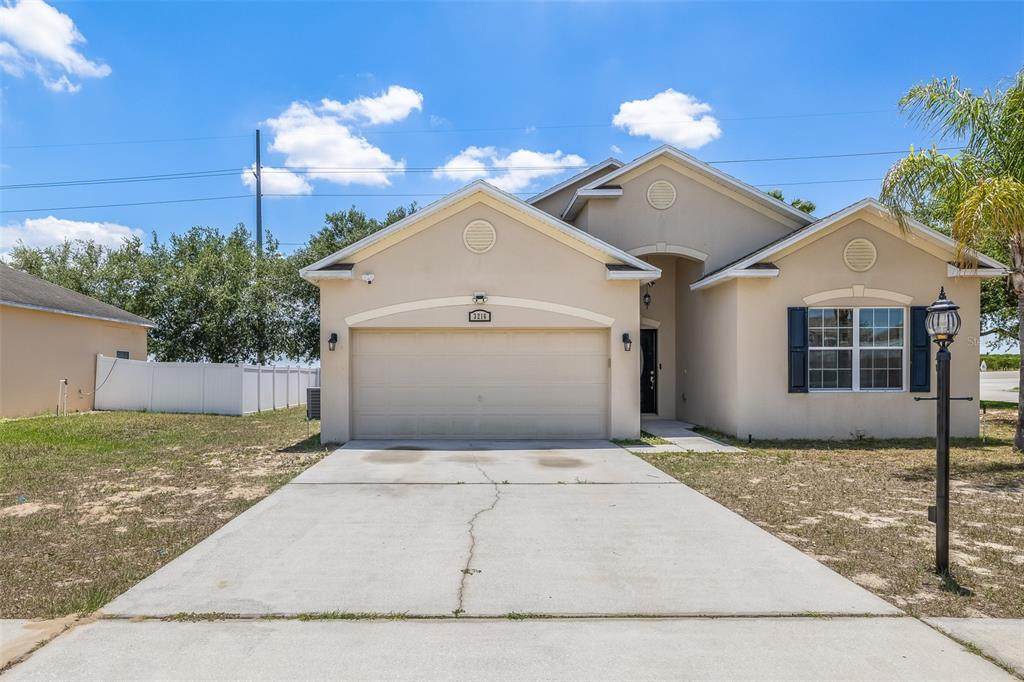 3216 Lynrock Avenue - Photo 1