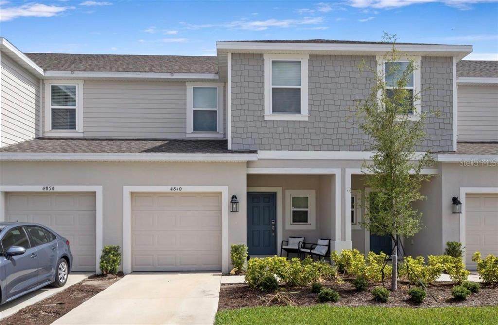 4840 Revolutionary Way - Photo 1