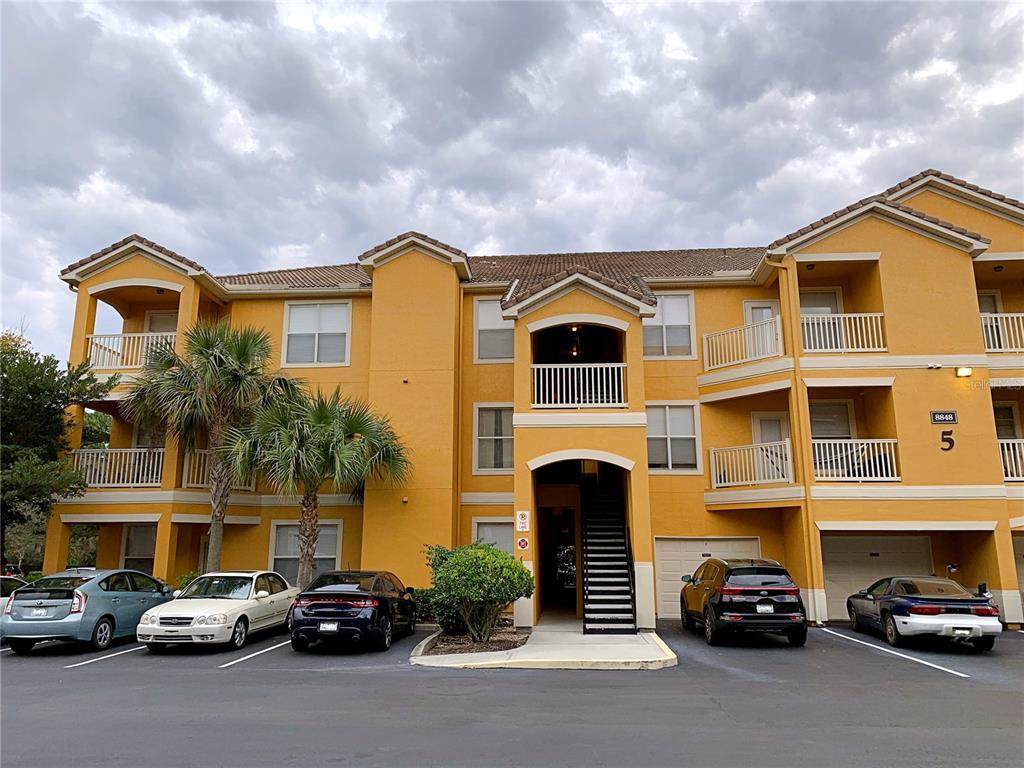 8848 Villa View Circle - Photo 1