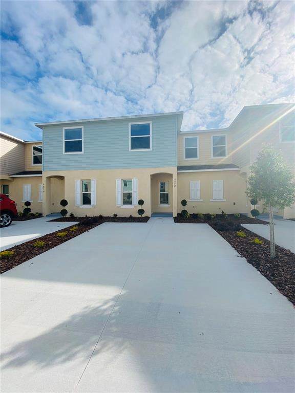 4852 Coral Castle Drive - Photo 1