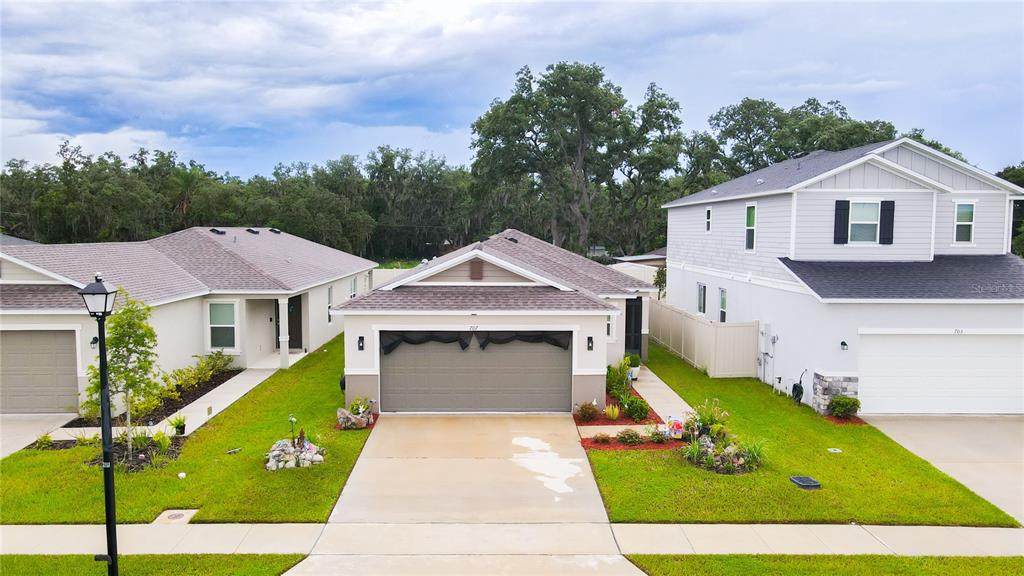 707 Chestnut Lane - Photo 1
