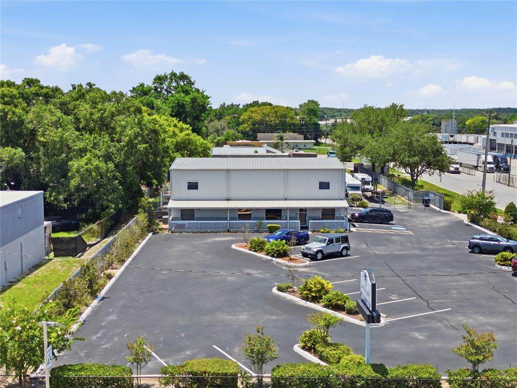 513 Ariana Avenue - Photo 1