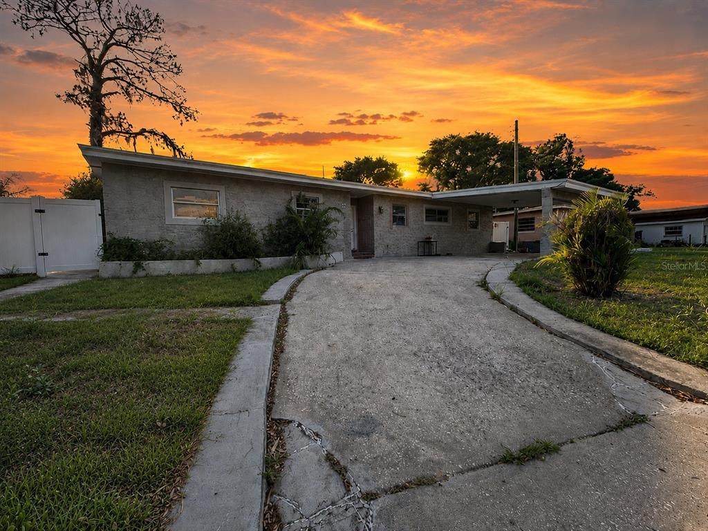 2506 Sandy Lane - Photo 1