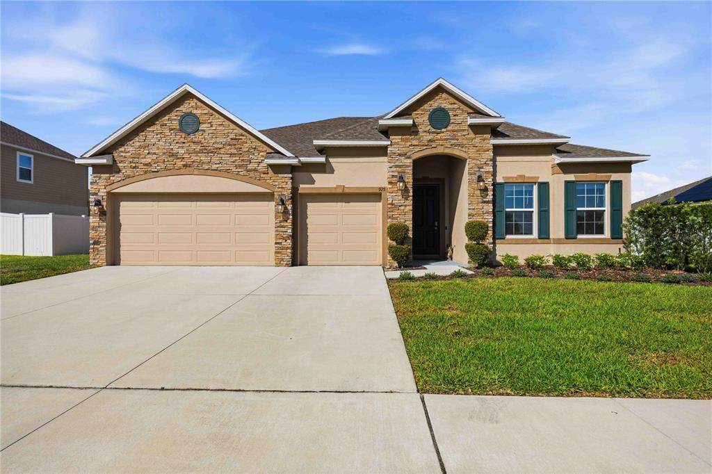 925 Fieldstone Way - Photo 1
