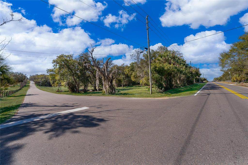 250 Mcguire Rd - Photo 1