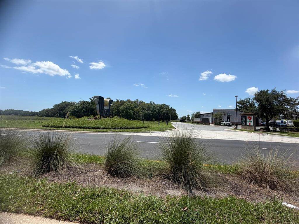 576 Tradeport Drive - Photo 1